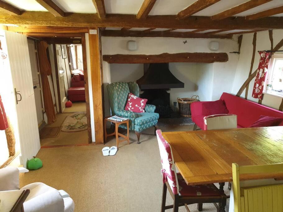 Entire Thatched Cottage Мельбурн Экстерьер фото
